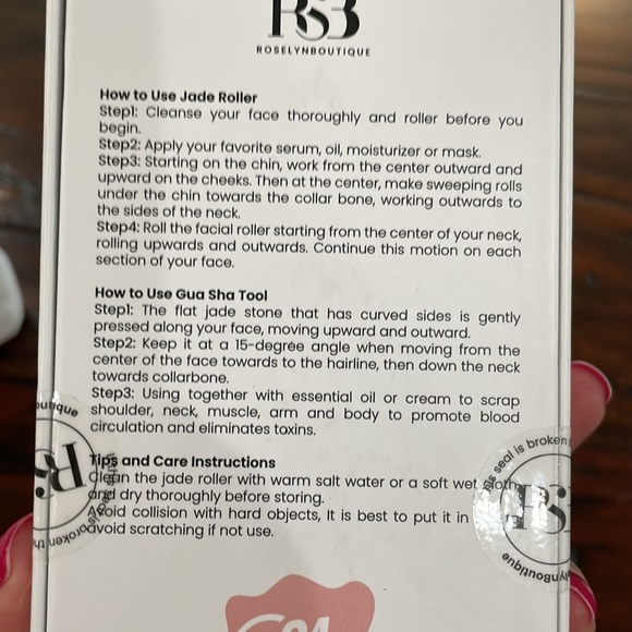 Roselyn Boutique jade roller gua sha set - Picture 3 of 3